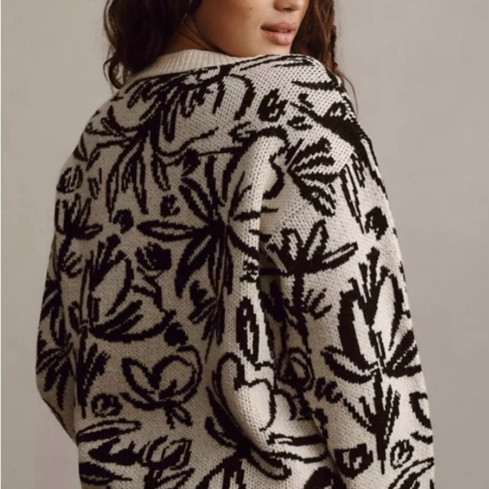 By Anthropologie Floral Pop Embroidered Sweater - Picture 2 of 5